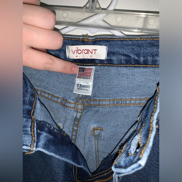 Vibrant MIU NWOT Medium Wash Denim Jeans Women’s Size 13 - Picture 3 of 6